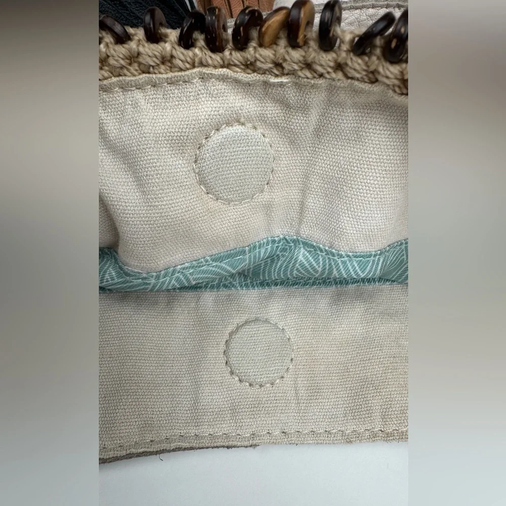 The Sak Huntley Hobo Bag. Ecru.Soft, Pebbled Leather w/Fabric Turquoise Interior - Picture 13 of 16
